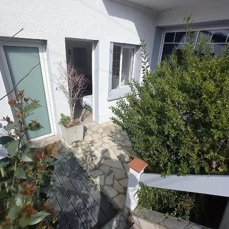 Meublee Independante, Avec Piscine Et Jardin, 1 Lit Pour 2 Personnes Direct Gare Aeroport Apartment